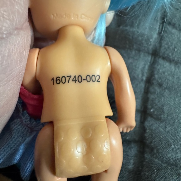 15‎ Mixed Doll Assortment - Picture 12 of 16